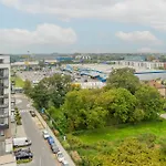 Modern Apartment With Balcony Near Aleje Jerozolimskie By Noclegi Renters