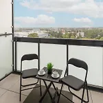 Modern Apartment With Balcony Near Aleje Jerozolimskie By Noclegi Renters