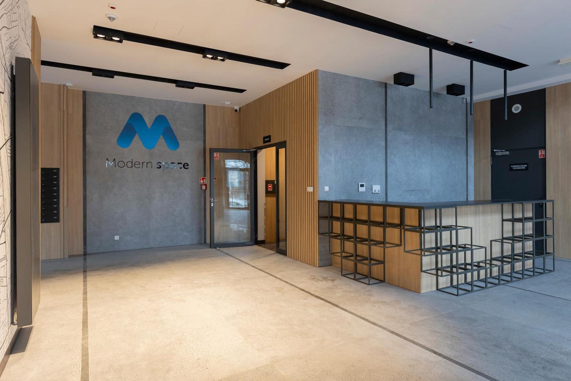 Modern With Balcony Near Aleje Jerozolimskie By Renters Butas